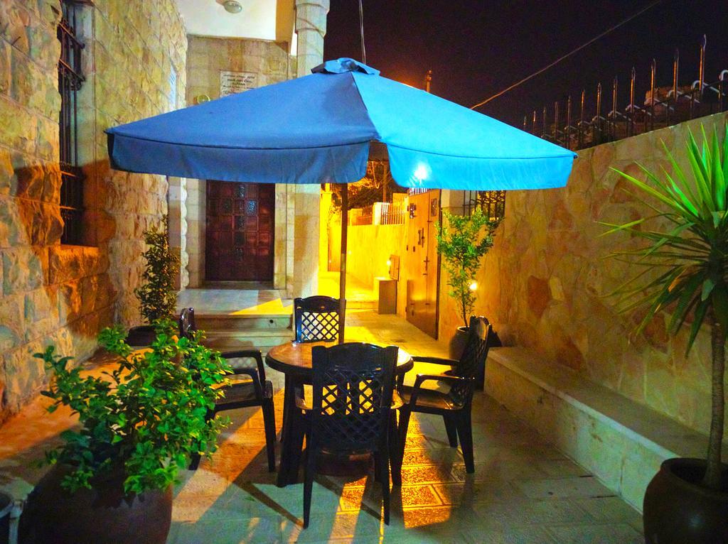 St Thomas Home'S Guesthouse - Jerusalem Eksteriør billede